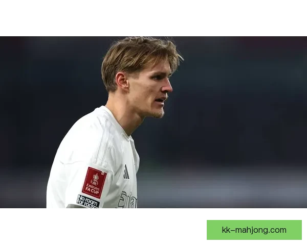 马丁厄德高欧洲国家联赛脚踝重伤预计缺席阿森纳两个月赛事 马丁厄德高欧洲国家联赛脚踝重伤预计缺席阿森纳两个月赛事